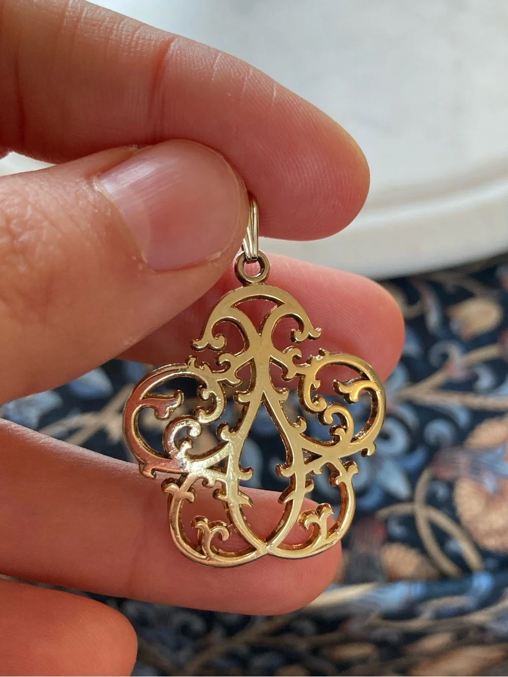 Vintage Gold & Sterling Fleur de Lis Filagree Pendant